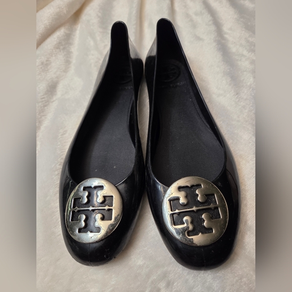 Tory Burch Rubber Flats - Picture 2 of 9